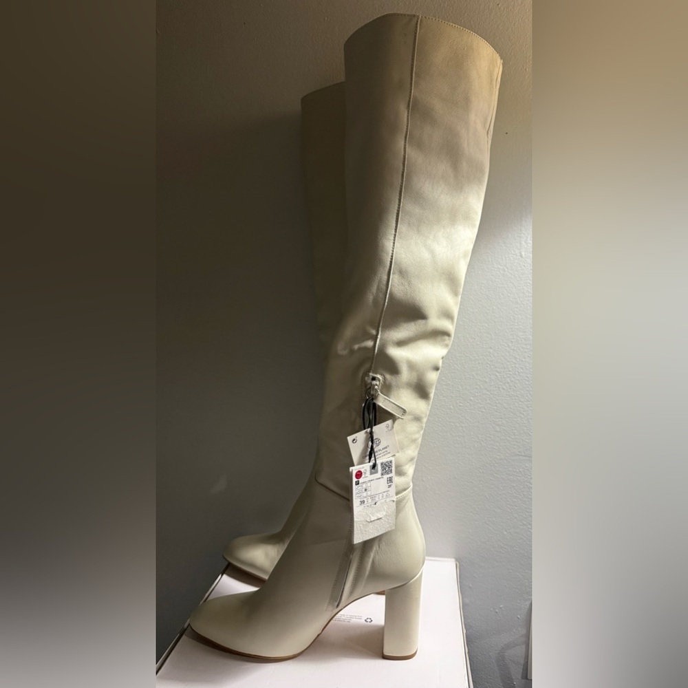 ZARA Cream Knee-High Block Heel Boots
